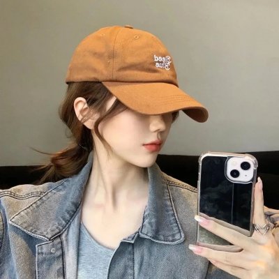 哈瓦，玛里亚姆，阿伊莎